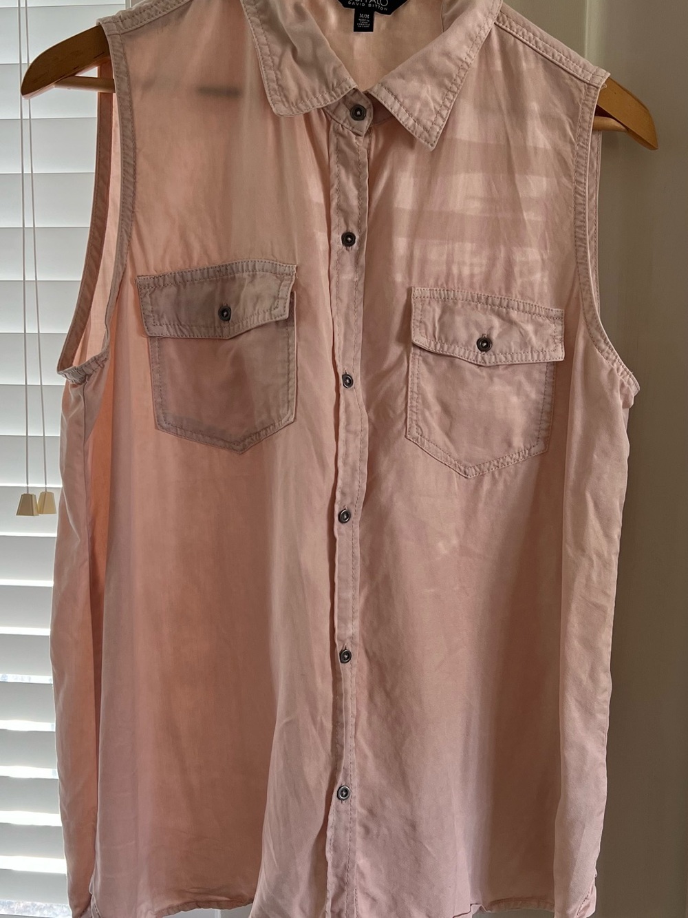 Buffalo David Bitton Sleeveless Button-Down Shirt in Blush Pink